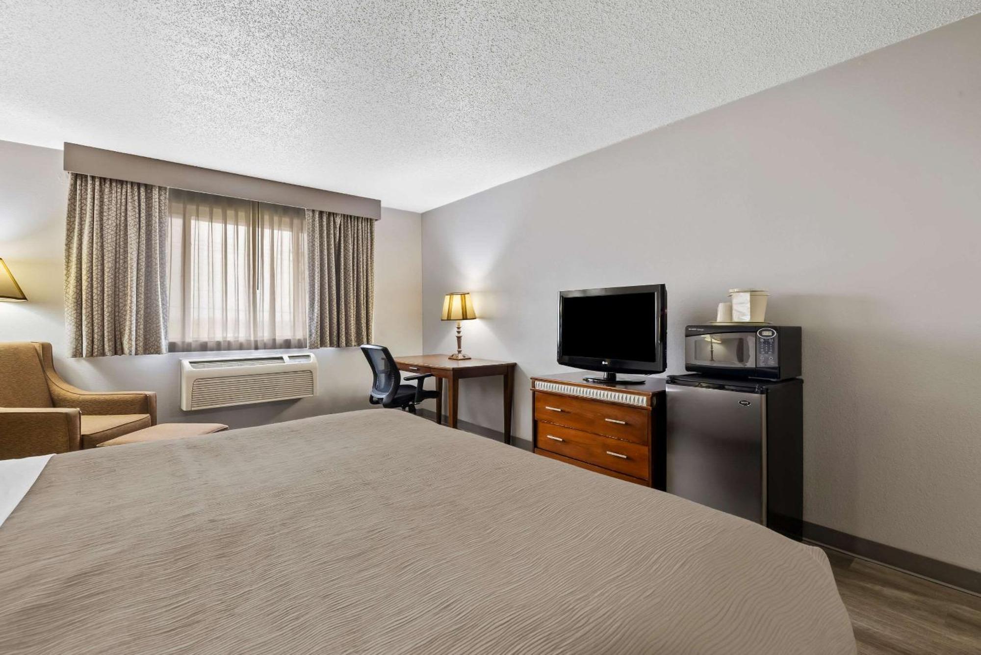 Quality Inn Near Monument Health Rapid City Hospital Exteriér fotografie