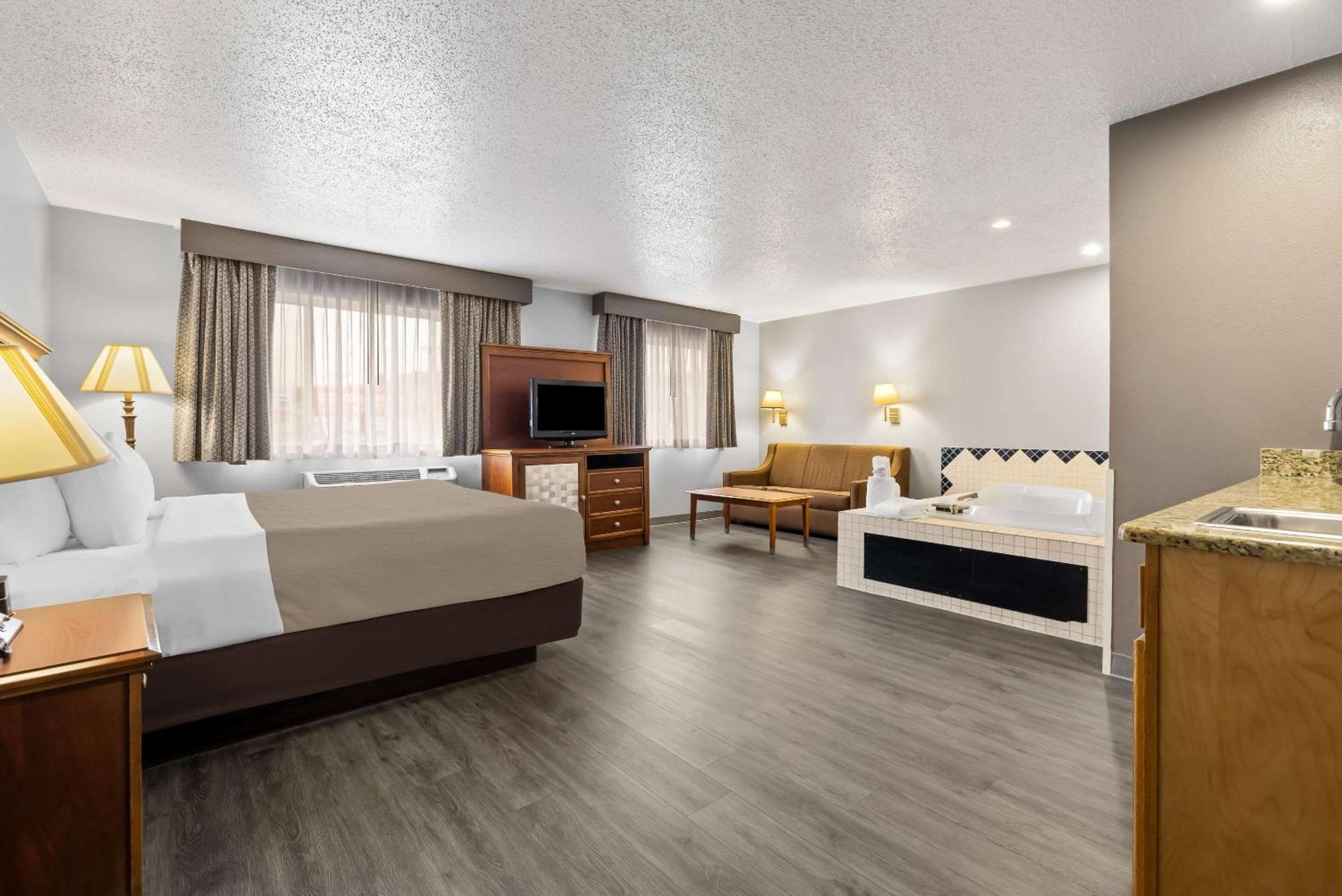 Quality Inn Near Monument Health Rapid City Hospital Exteriér fotografie