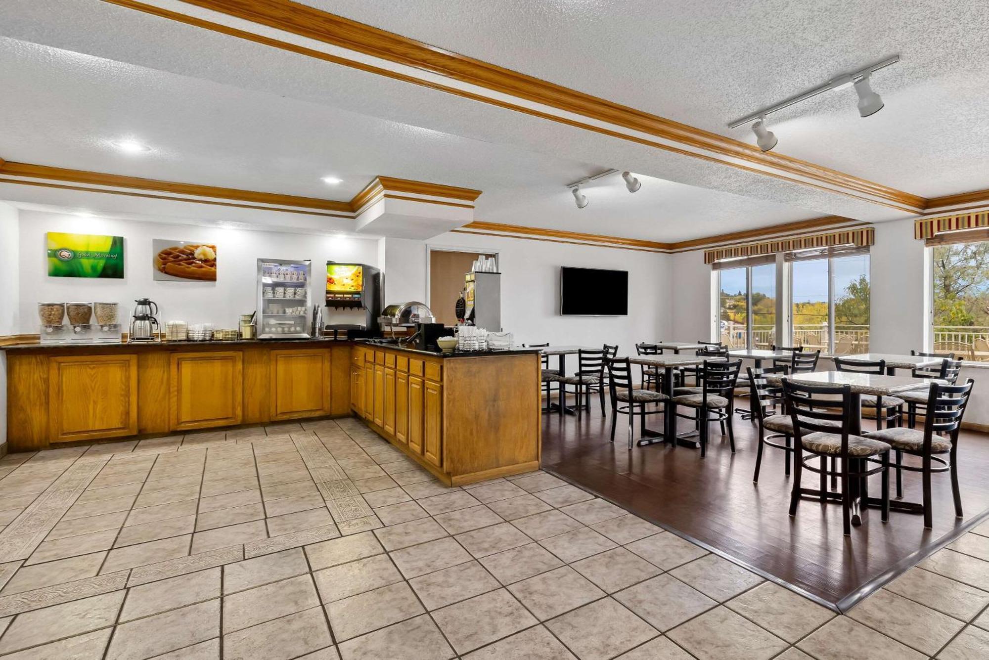 Quality Inn Near Monument Health Rapid City Hospital Exteriér fotografie